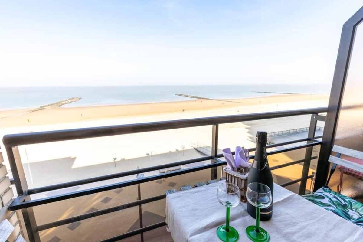 Huswell - Beautiful Spacious Studio With Frontal Sea View 크노케-하이스트 외부 사진
